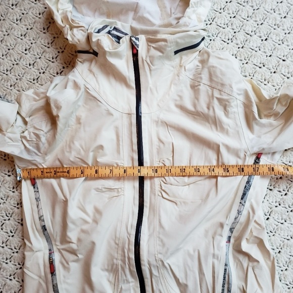 Lululemon Athletica Full Zip Hooded Rain Jacket - Picture 7 of 8